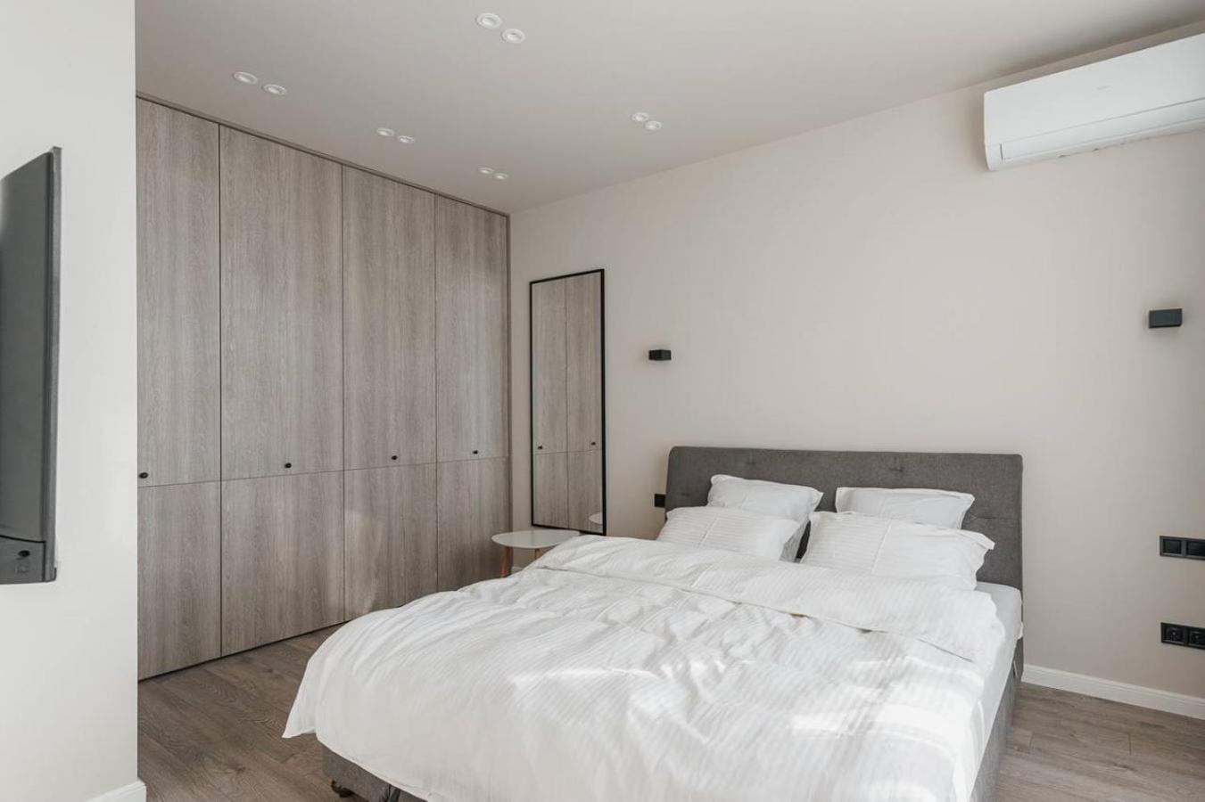 Noviy Bereg Design Apartment Одеса Екстериор снимка