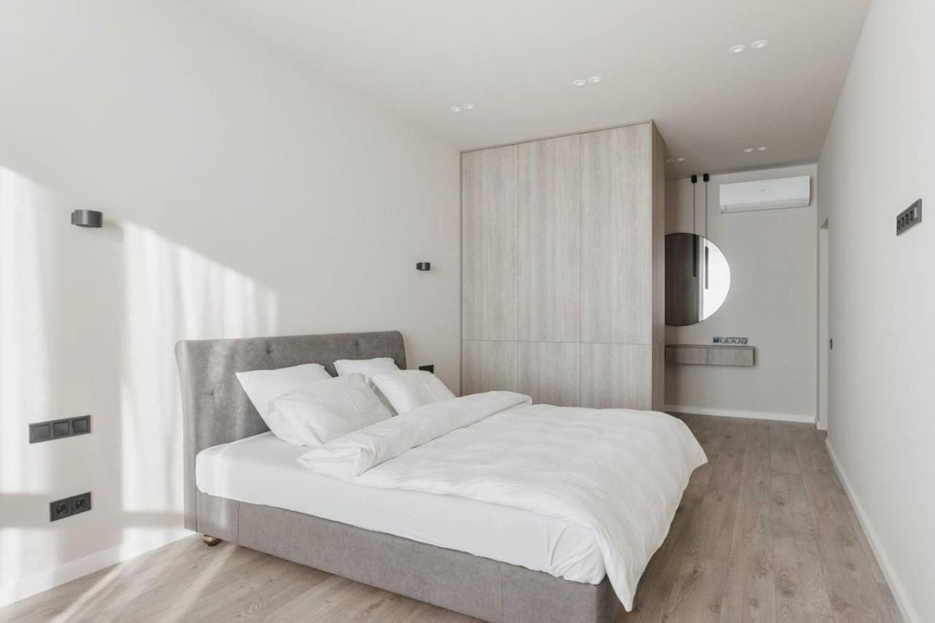 Noviy Bereg Design Apartment Одеса Екстериор снимка