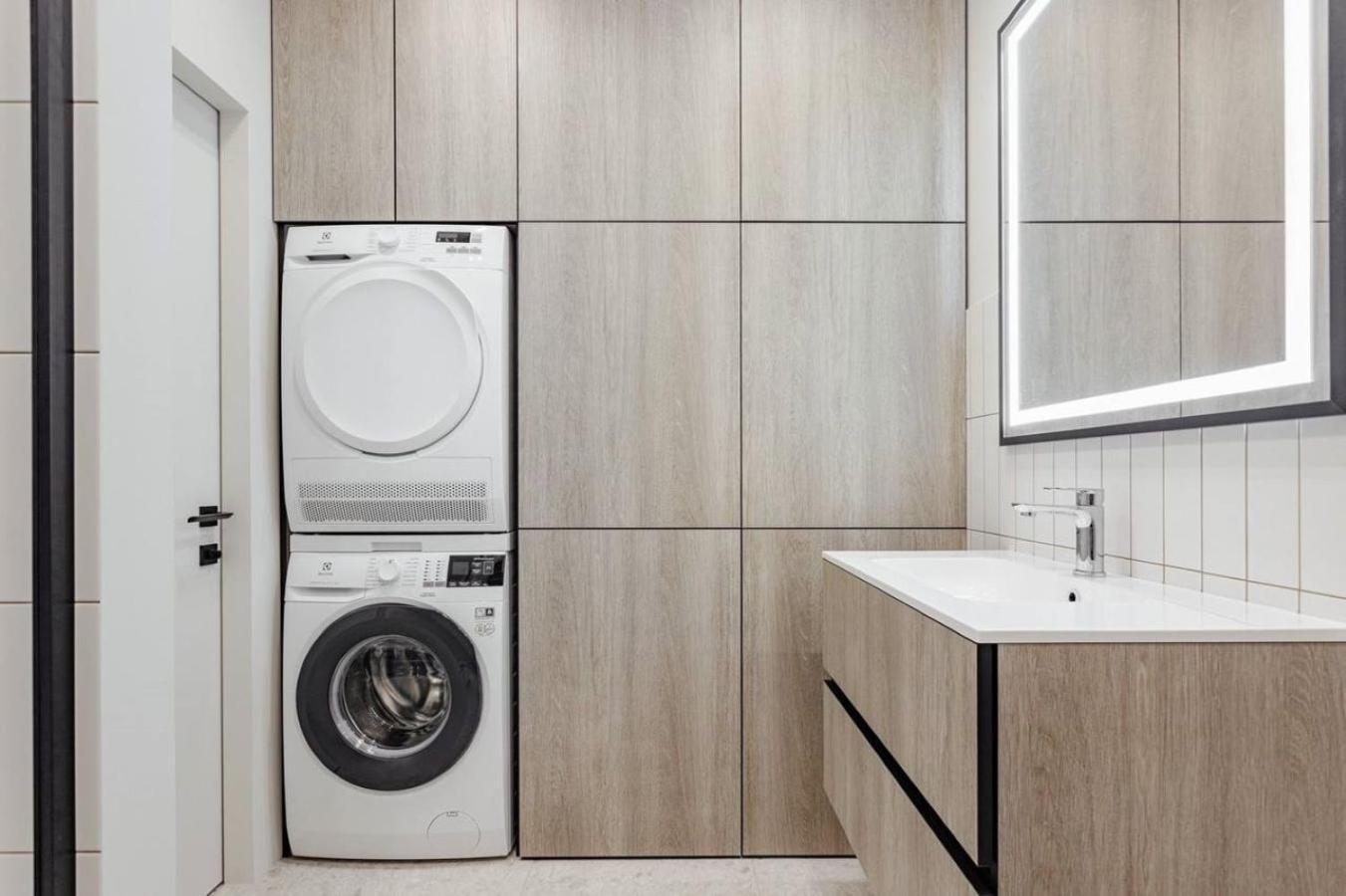 Noviy Bereg Design Apartment Одеса Екстериор снимка