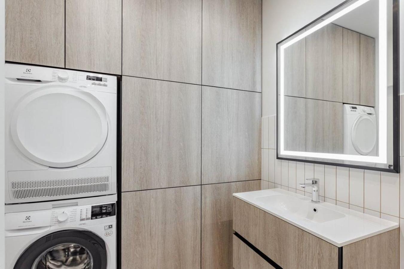 Noviy Bereg Design Apartment Одеса Екстериор снимка
